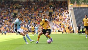 Wolves Express | Lopez and Wolfe on Molineux bows
